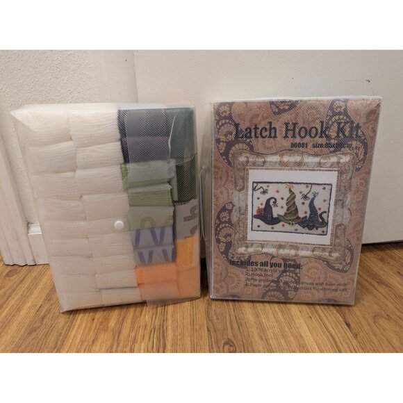 Latch Hook Kit With Witches Hats Design - 100% Acrylic Yarn & Tools Included - Picture 2 of 4